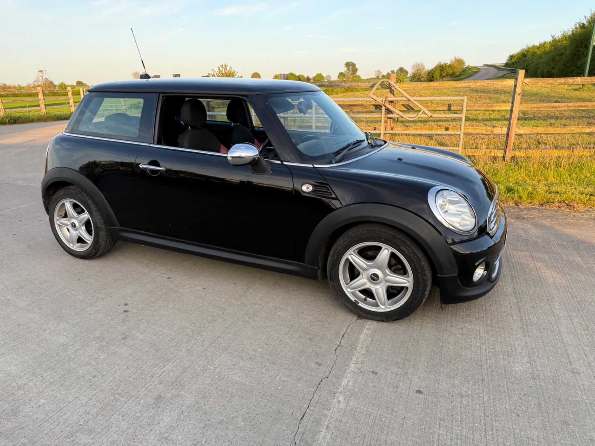 MINI Hatch 1.6 Cooper Euro 5 (s/s) 3dr — photo 46 of 78